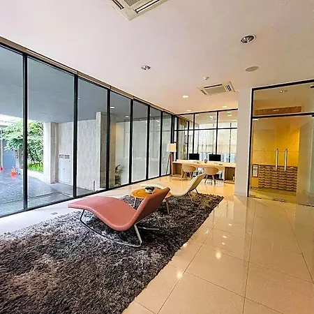Cozy Spacious Gardenview 1Br 2Bed 500M Bts Thonglo